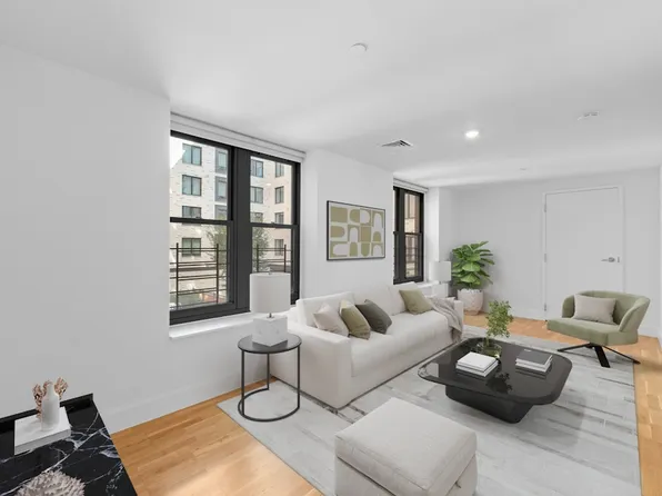 310 Clarkson Avenue image 5 of 26