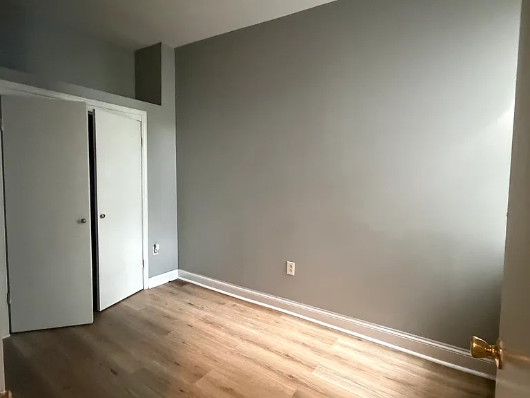1316 S May St #1316 — Photo 11
