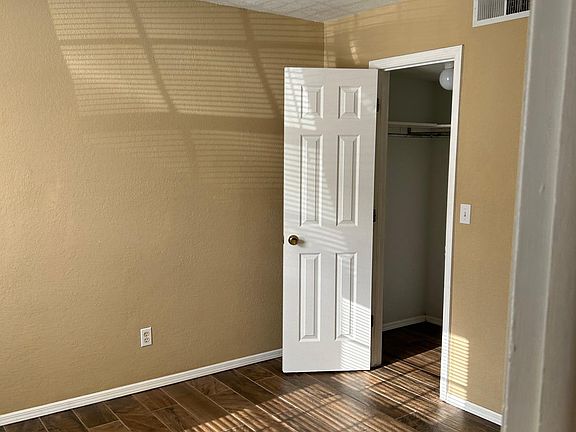 4th image of 11275 Pebble Hills Blvd #4