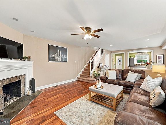 3rd image of 34 Greenhill Rd