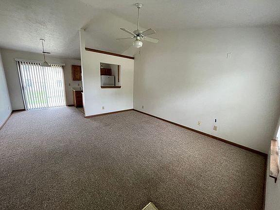 2nd image of 2716 Plaza Ln