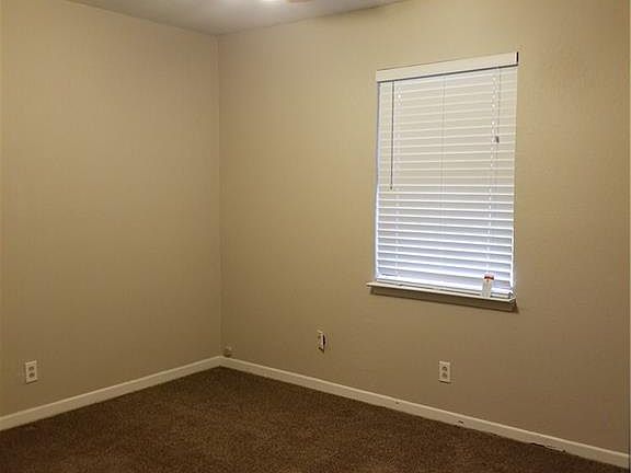 4th image of 3007 Bermuda Dr
