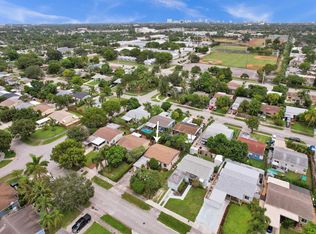 5308 NE 4th Ter, Oakland Park, FL 33334