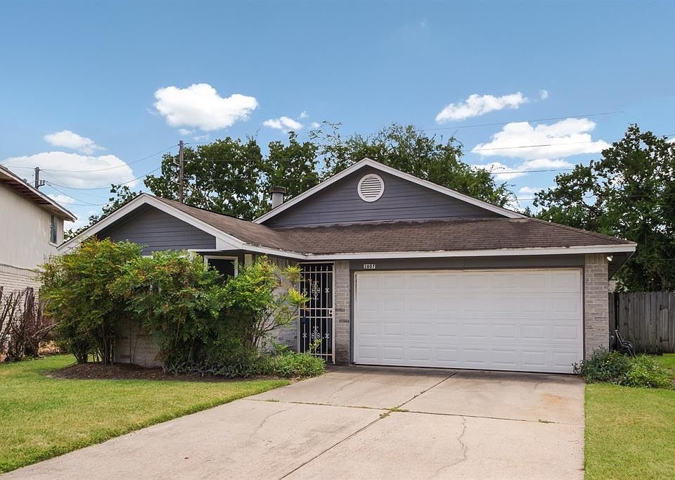 1st image of 3807 Buckhurst Dr