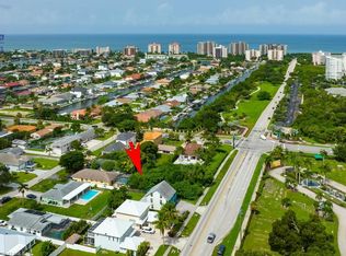 516 111th Ave N, Naples, FL 34108
