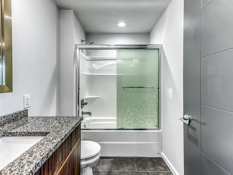 Brown Street Lofts — Photo 8