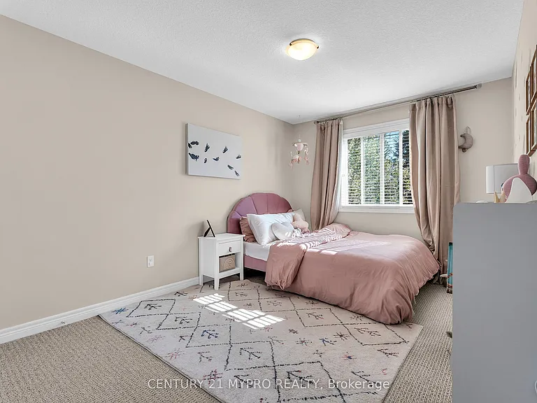 1130 Baird St — Photo 21