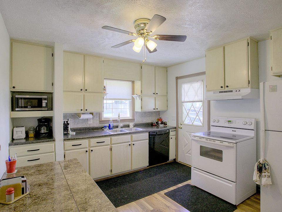 1st image of 4531 S 61st Ave