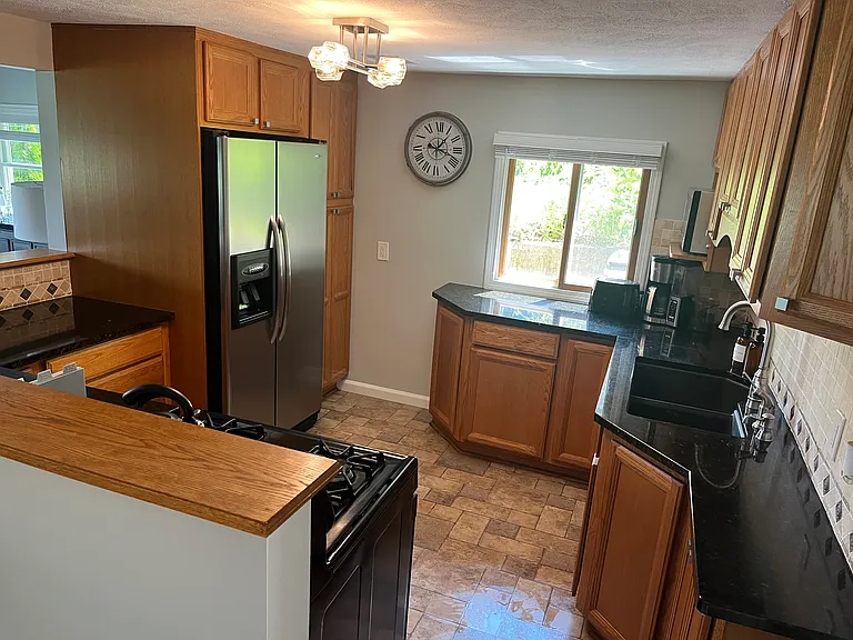 5271 Wayne Rd — Photo 14