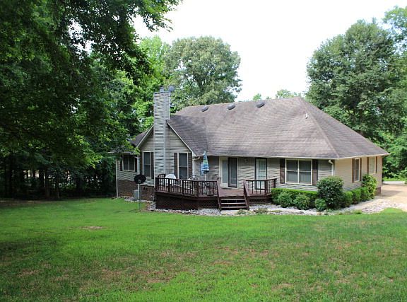 4th image of 355 Forest Dr