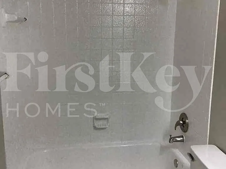 3415 SE 4th Ave — Photo 17