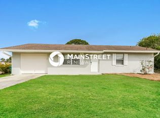 107 NE Twylite Ter, Port Saint Lucie, FL 34983