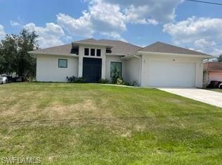 3313 39th St SW, Lehigh Acres, FL 33976