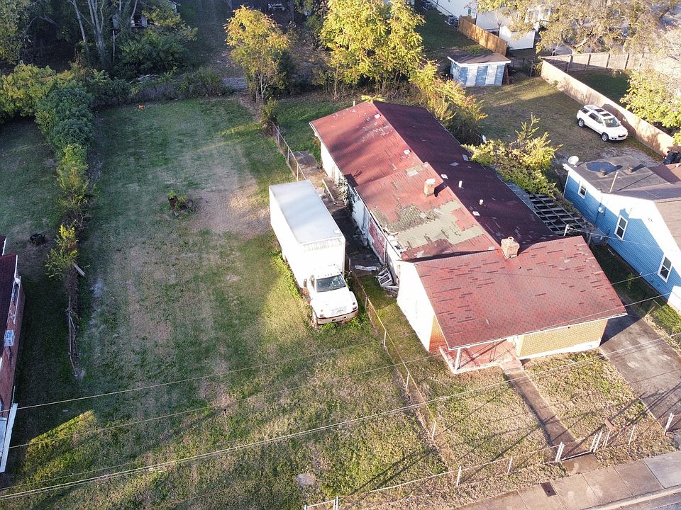 1st image of 2704 Morena St