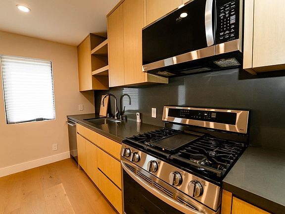 3rd image of 23277 Gonzales Dr