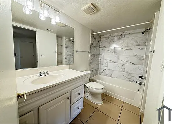 8101 W Flamingo Rd — Photo 7