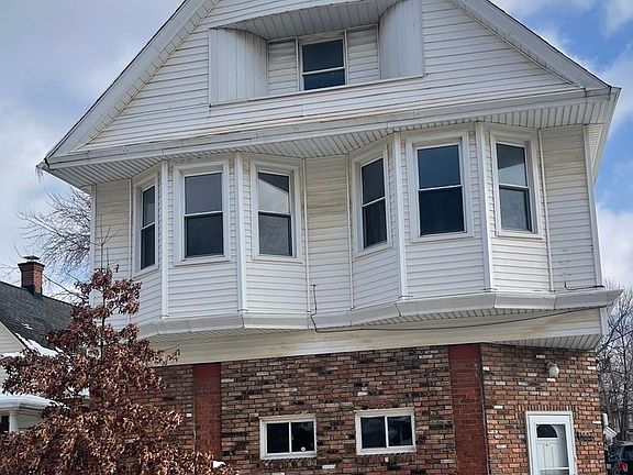 2nd image of 4007 E 54th St