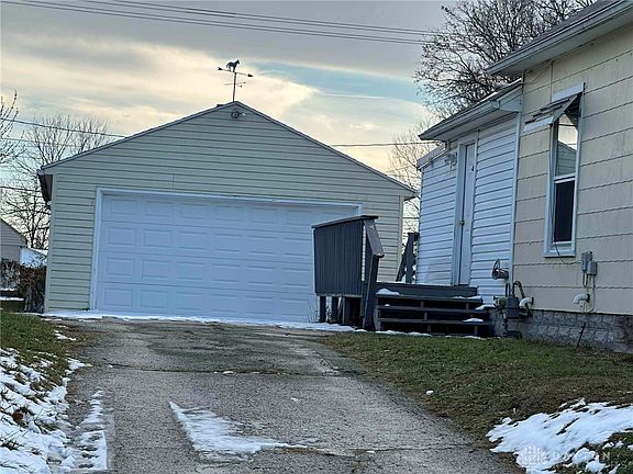 3rd image of 521 Manier Ave