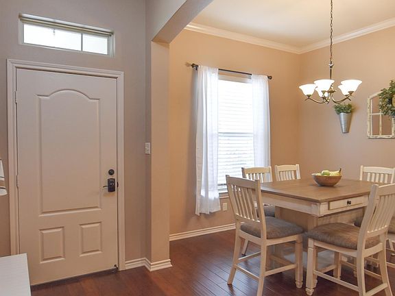 2nd image of 6674 Lacebark Cir