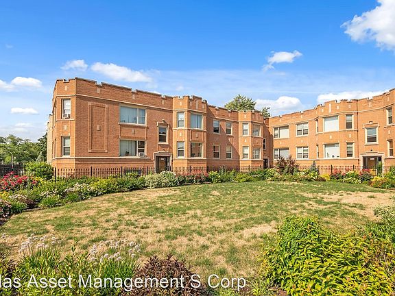 2nd image of 6507 S California Ave #1E