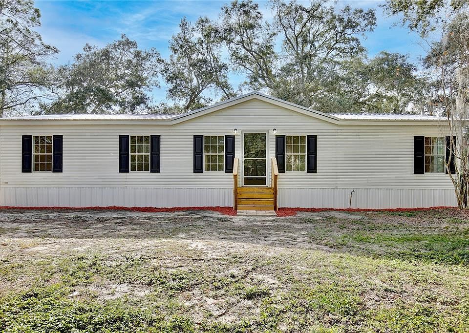 1st image of 15330 Apache Pass