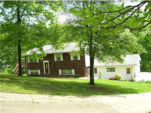2nd image of 295 Pleasant Valley Rd