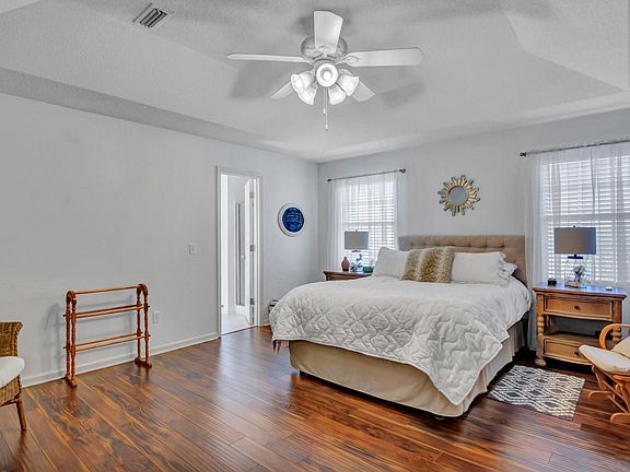 4th image of 215 Ashbrook Dr
