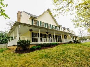 904 Saint Eva Ln, Gambrills, MD 21054