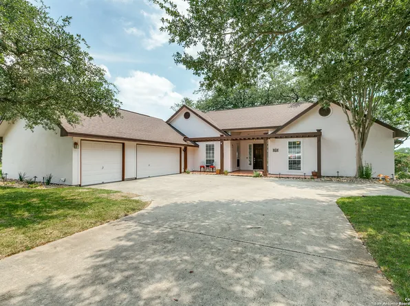 200 PR 4660, Castroville, TX 78009