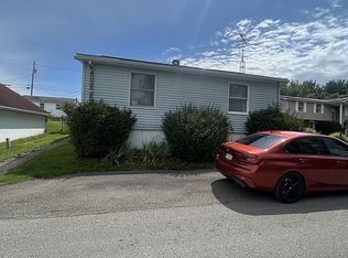 923 Moore St, Uniontown, PA 15401