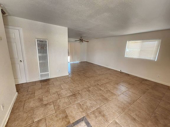 2nd image of 73836 Sun Valley Dr