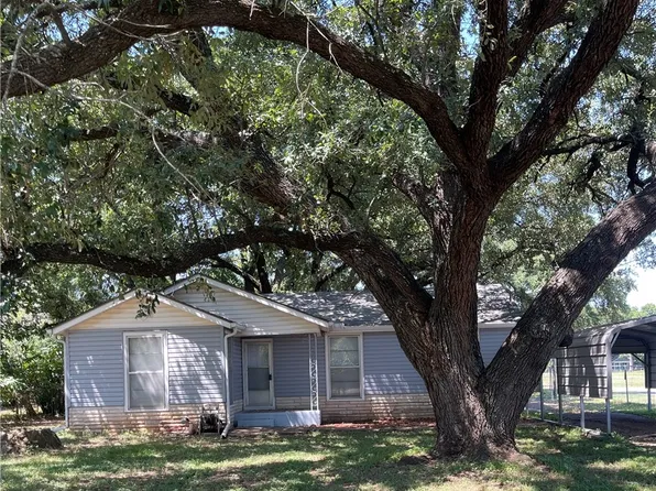 3903 S 3rd St, Waco, TX 76706
