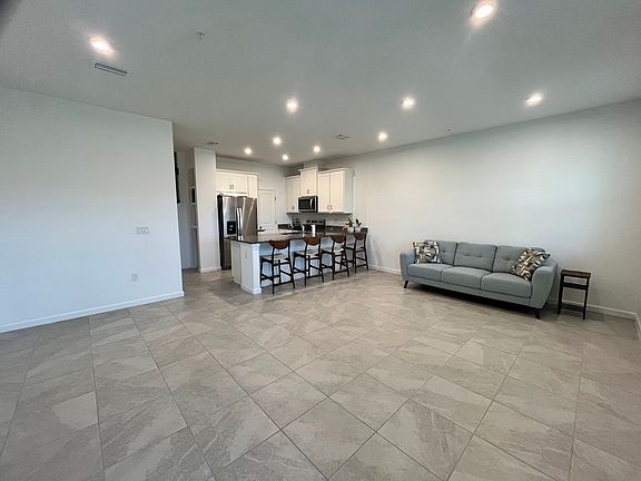 4th image of 4208 Sadler Rd #1