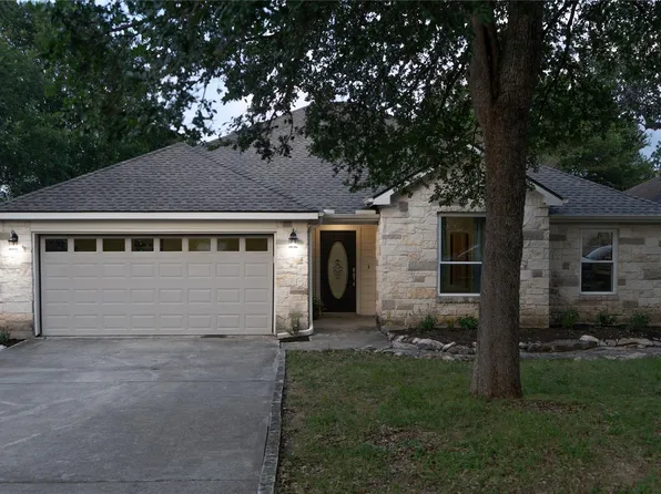 16 Serenade Cir, Wimberley, TX 78676