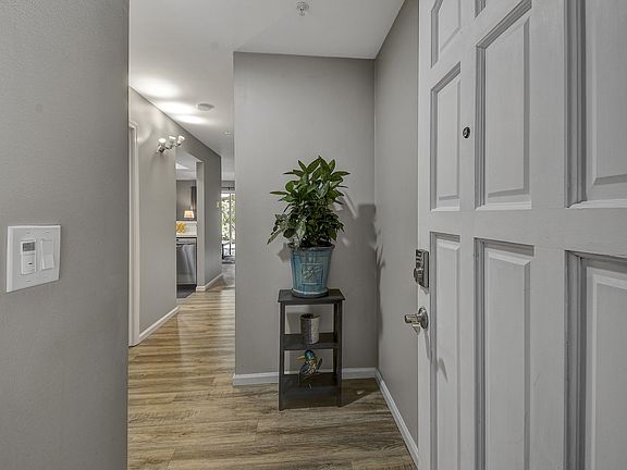 2nd image of 321 SE Orchard Dr APT 23