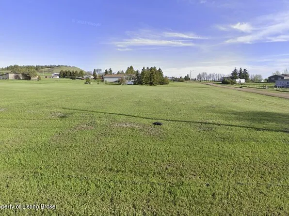 12th Ave N, Hettinger, ND 58639