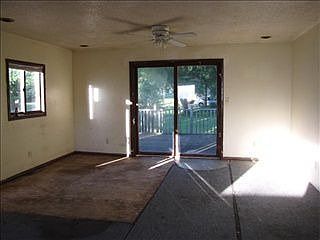 3rd image of 534 1st St NW