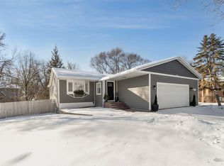 16281 Westgate Ln, Eden Prairie, MN 55344