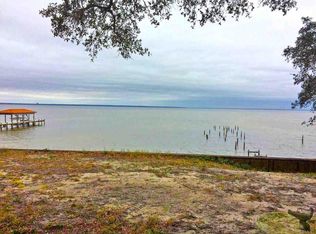 2484 W Bayshore Rd, Gulf Breeze, FL 32563