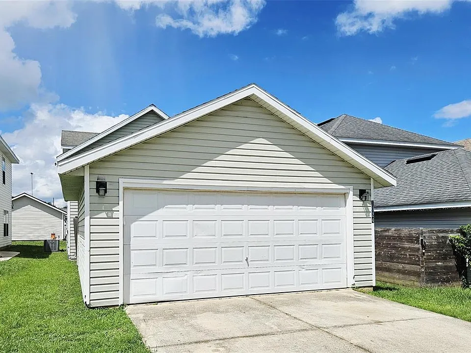 1024 Park Central Cir