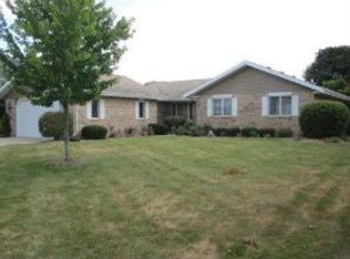 319 Berkshire Ct, Bourbonnais, IL