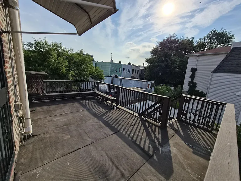 543 W Side Ave #2 — Photo 18