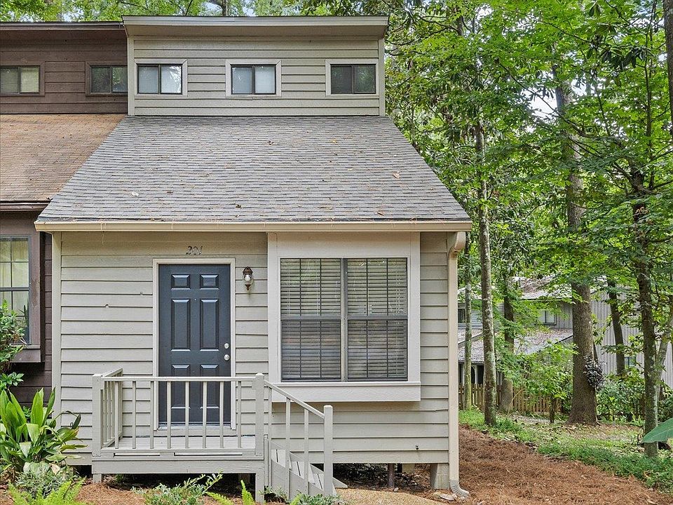 1st image of 201 Parkbrook Cir