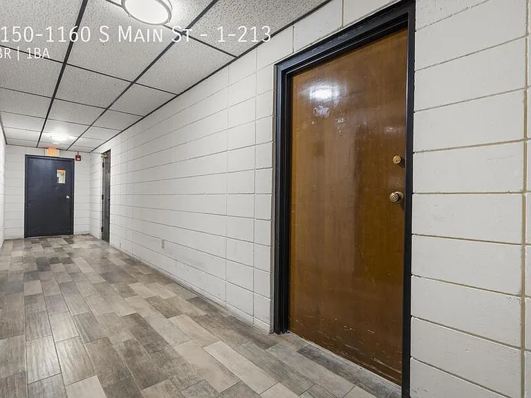 1150-1160 S Main St #1-213 — Photo 7