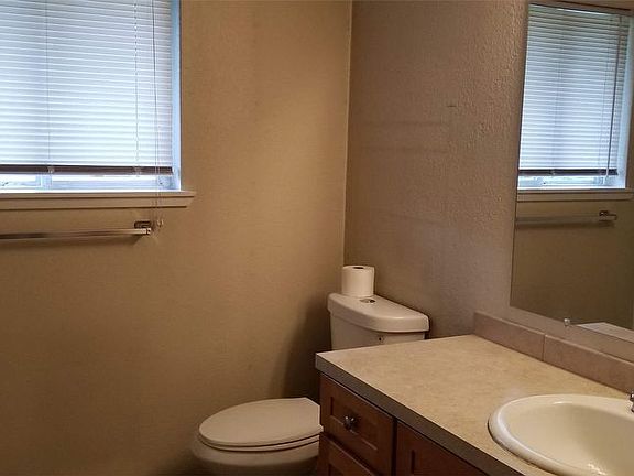 5th image of 309 Choker St SE #A