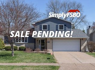 3019 Oxford Dr, Bettendorf, IA