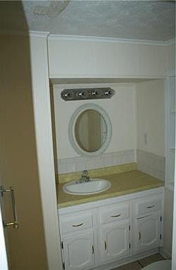 4th image of 12400 Clubhouse Dr