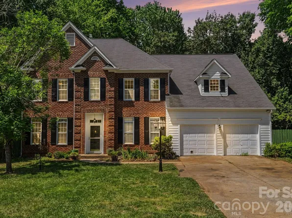 6900 Beamish Pl, Mint Hill, NC 28227