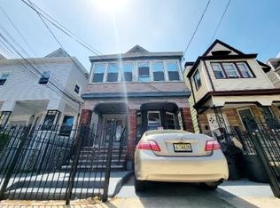 137 Wegman Pkwy #2B, Jersey City, NJ 07305