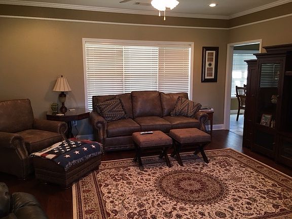 2nd image of 25 Meadowview Dr